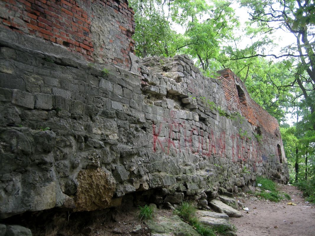 scansion mending wall